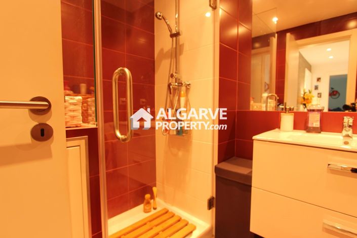 Image No.22-2 Bed Apartment for sale