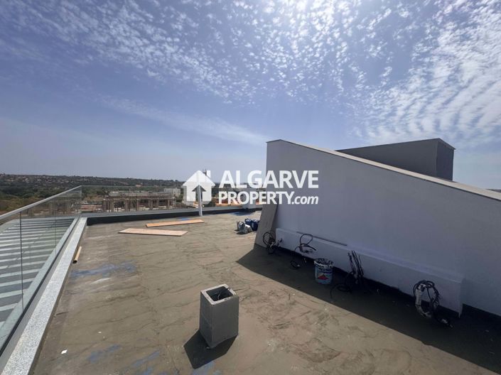 Image No.18-4 Bed Villa for sale