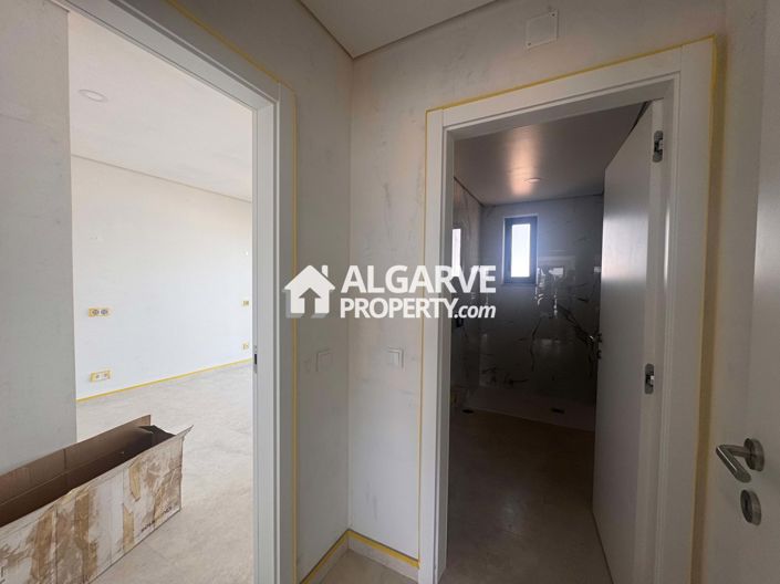 Image No.22-4 Bed Villa for sale