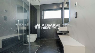 3-12033-78d1f4f8b6655591b02d22fabb36a692d73cc