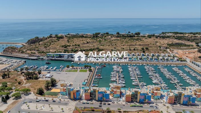 Image No.40-4 Bed Semi-Detached for sale