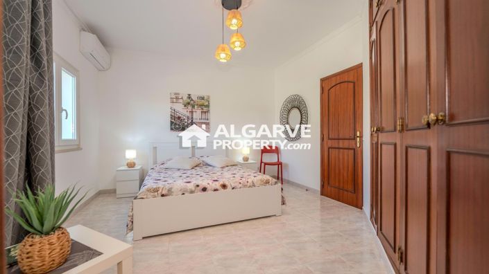 Image No.18-6 Bed Villa for sale