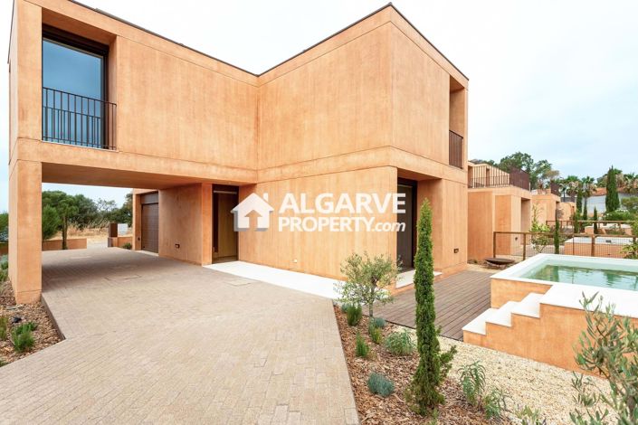 Image No.30-3 Bed Semi-Detached for sale