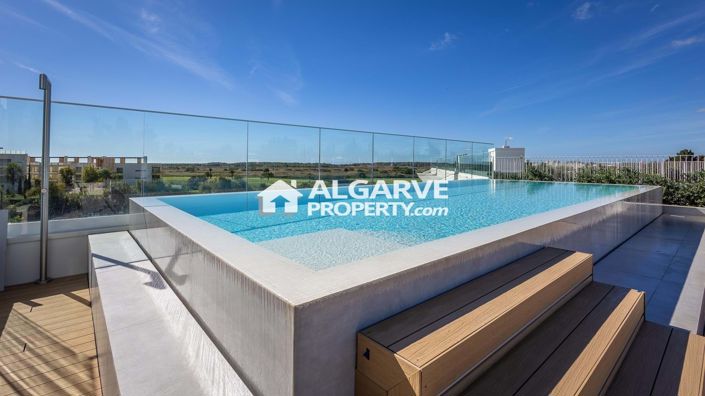 Image No.14-3 Bed Apartment for sale