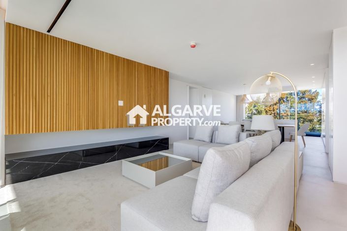 Image No.19-3 Bed Apartment for sale