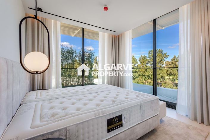 Image No.31-3 Bed Apartment for sale