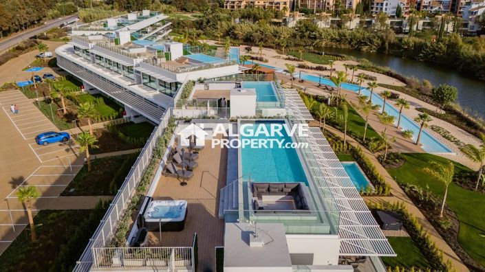 Image No.37-3 Bed Apartment for sale