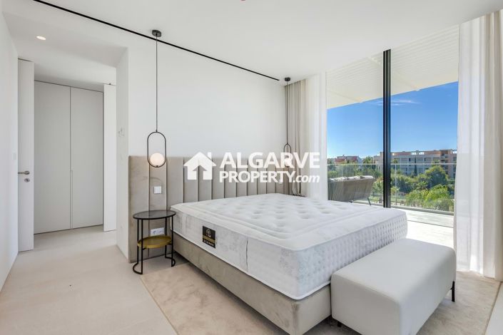 Image No.4-3 Bed Apartment for sale