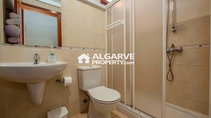 Image No.28-4 Bed Townhouse for sale