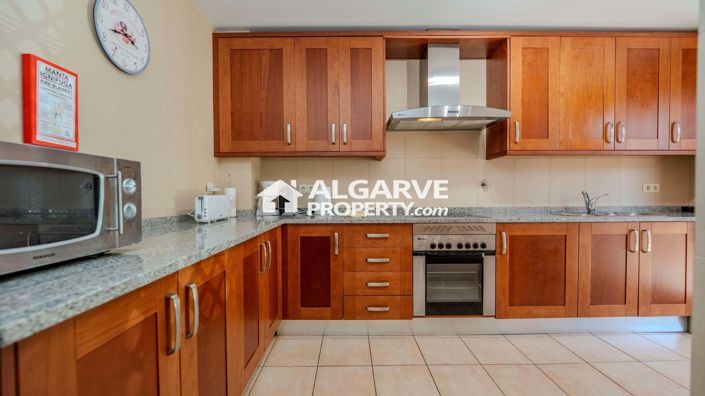 Image No.3-4 Bed Townhouse for sale