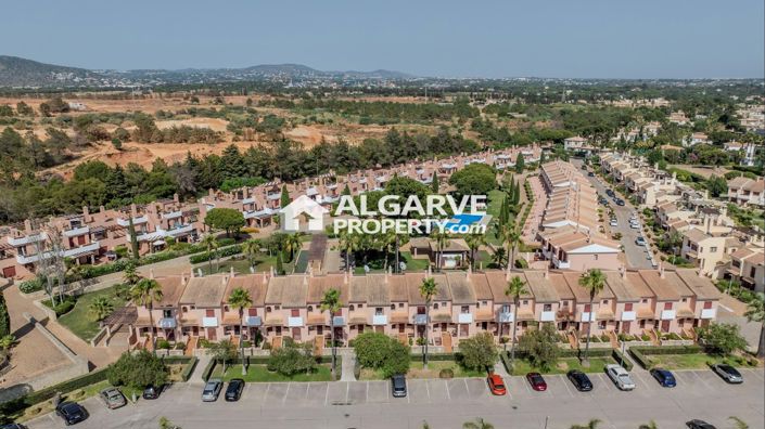 Image No.6-4 Bed Townhouse for sale