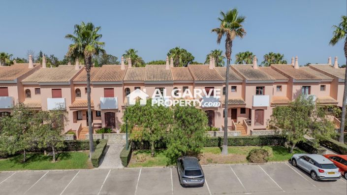 Image No.7-4 Bed Townhouse for sale