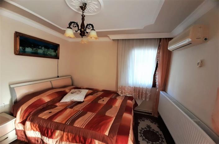 Image No.10-3 Bed House for sale