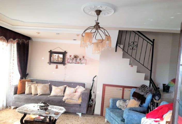 Image No.19-3 Bed House for sale