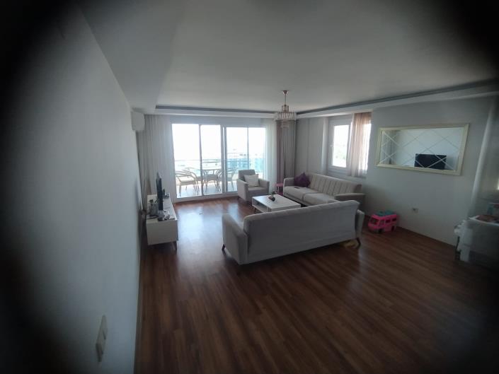 Image No.11-3 Bed Apartment for sale