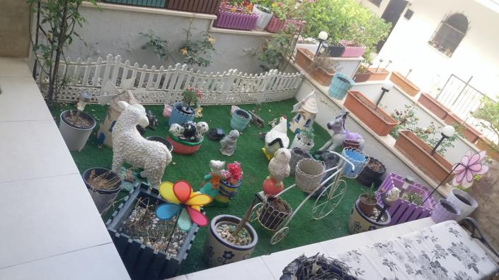 Image No.21-4 Bed House for sale