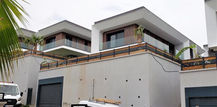 Image No.1-4 Bed Villa for sale