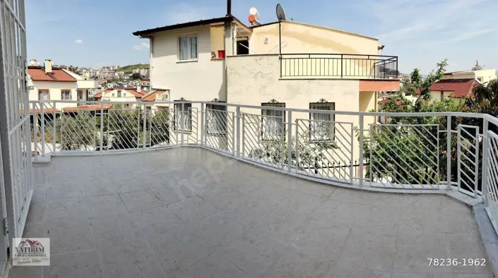 Image No.4-4 Bed House for sale