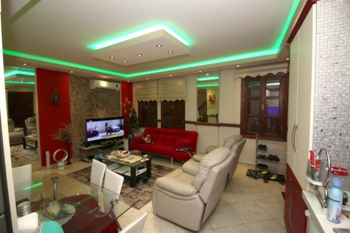 Image No.10-2 Bed House for sale