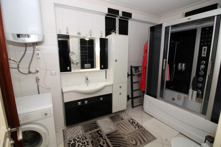 Image No.29-2 Bed House for sale