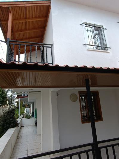 Image No.10-4 Bed House for sale