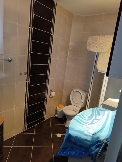 Image No.20-4 Bed House for sale