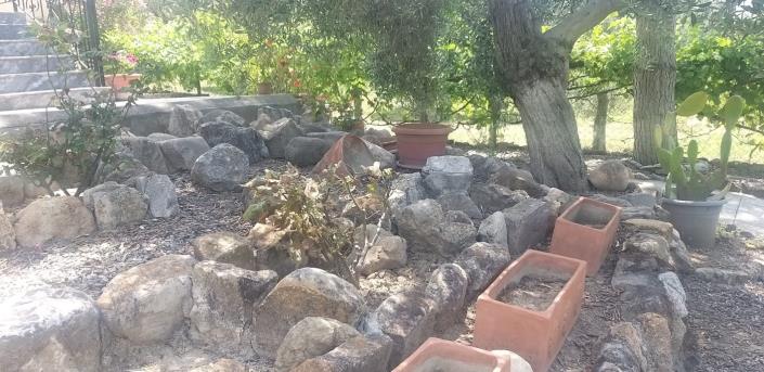 Image No.32-2 Bed Villa / Detached for sale