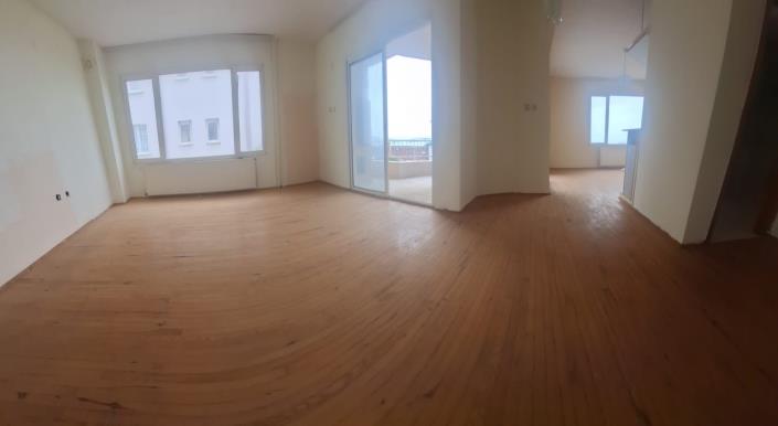 Image No.27-3 Bed Apartment for sale