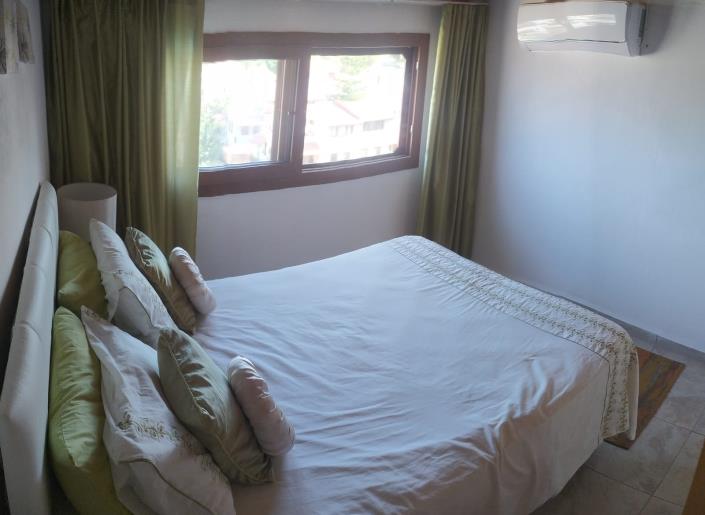 Image No.41-4 Bed House for sale