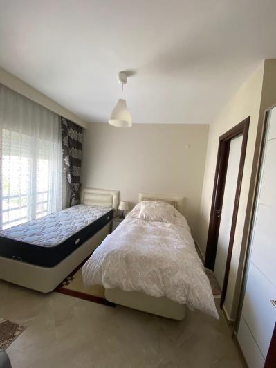 Image No.5-3 Bed Apartment for sale