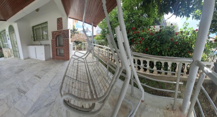 Image No.5-4 Bed House for sale