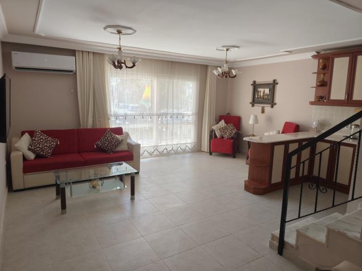 Image No.24-4 Bed House for sale