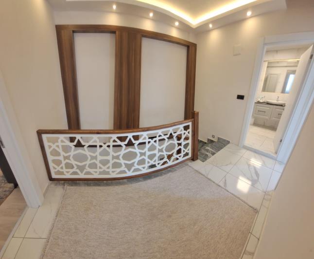 Image No.19-4 Bed Villa / Detached for sale