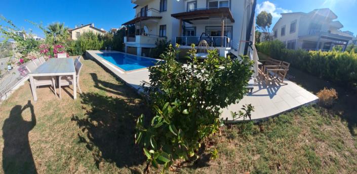 Image No.9-4 Bed Villa / Detached for sale