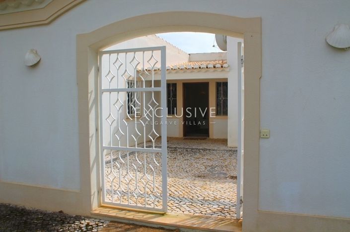 Image No.20-5 Bed Villa for sale