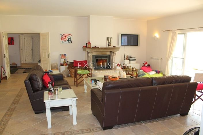 Image No.6-5 Bed Villa for sale