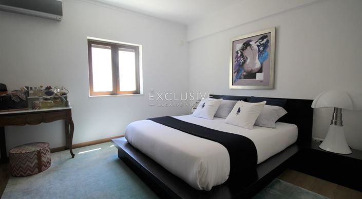 Image No.9-4 Bed Villa for sale