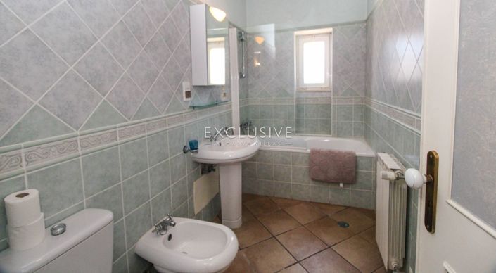 Image No.13-4 Bed Villa for sale