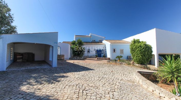 Image No.2-4 Bed Villa for sale