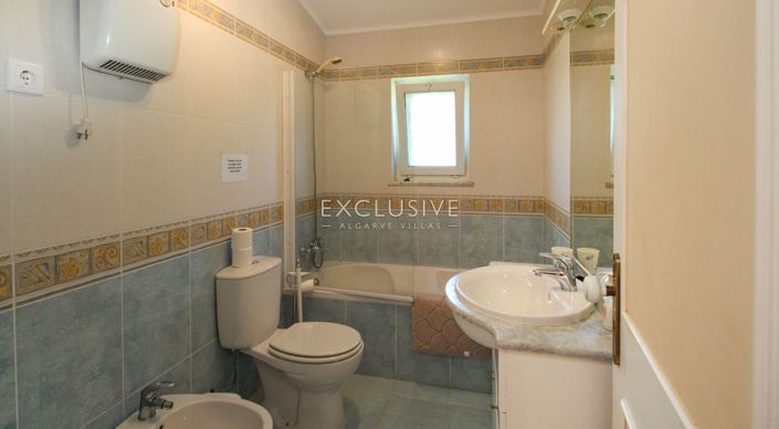 Image No.23-4 Bed Villa for sale