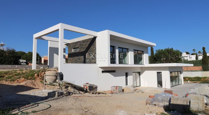 Image No.13-3 Bed Villa for sale