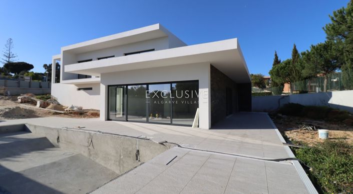 Image No.14-3 Bed Villa for sale