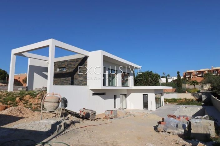 Image No.4-3 Bed Villa for sale