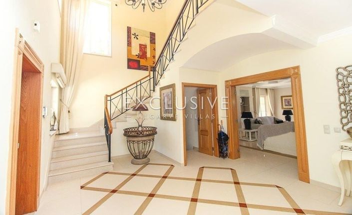 Image No.12-3 Bed Villa for sale