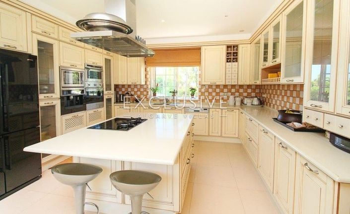 Image No.6-3 Bed Villa for sale