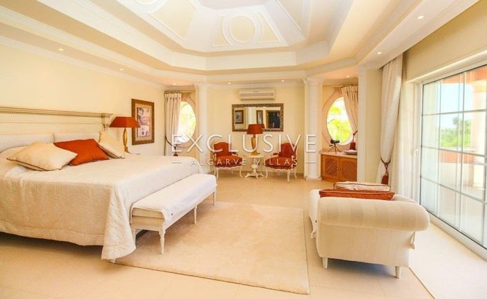 Image No.7-3 Bed Villa for sale