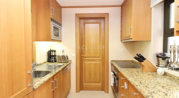 Image No.21-3 Bed Apartment for sale