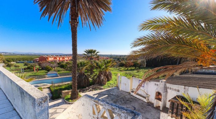 Image No.12-4 Bed Villa for sale