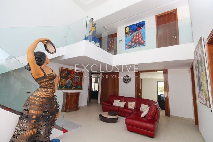 Image No.14-5 Bed Villa for sale