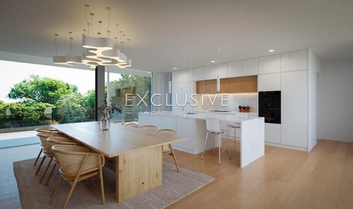 Image No.5-5 Bed Villa for sale